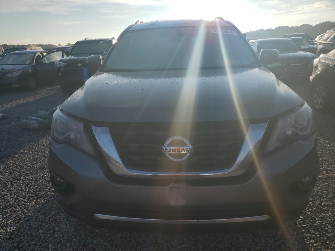 Lot #3033022010 2019 NISSAN PATHFINDER