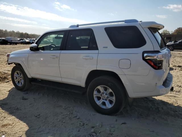 2018 TOYOTA 4RUNNER SR JTEBU5JR3J5572459