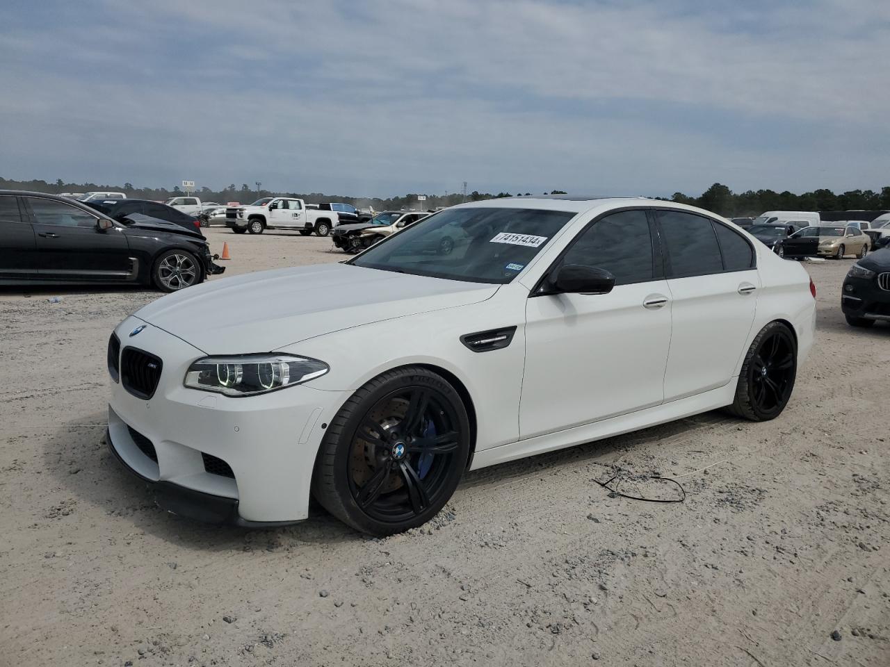 BMW M5 2016 5-series