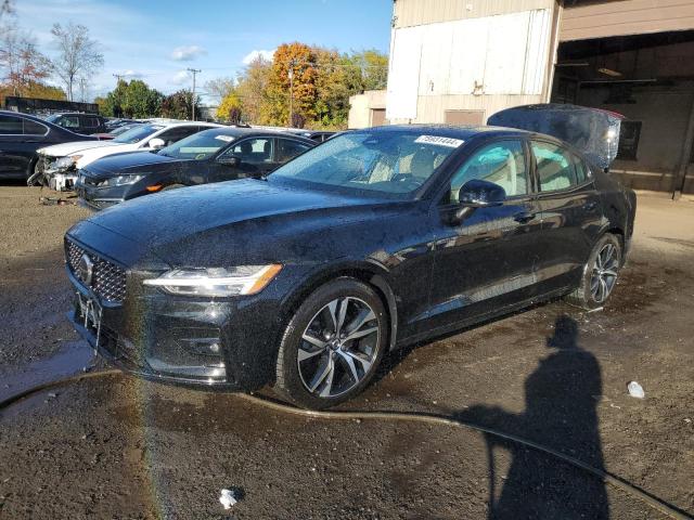 VOLVO S60 PLUS 2023 black  gas 7JRL12TW5PG227368 photo #1