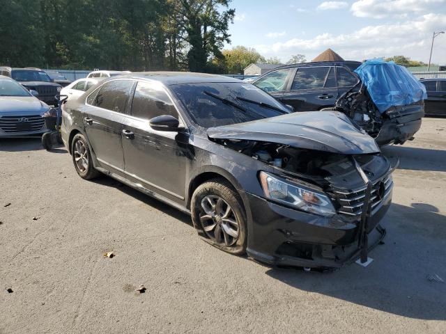 2017 VOLKSWAGEN PASSAT S - 1VWAT7A30HC028823