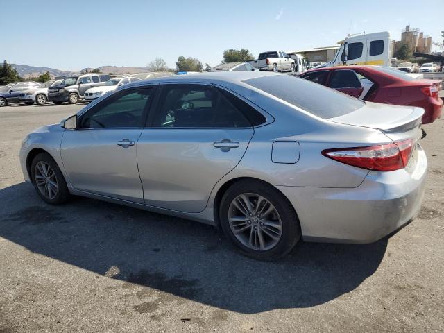 VIN 4T1BF1FK1FU878068 2015 Toyota Camry, LE no.2