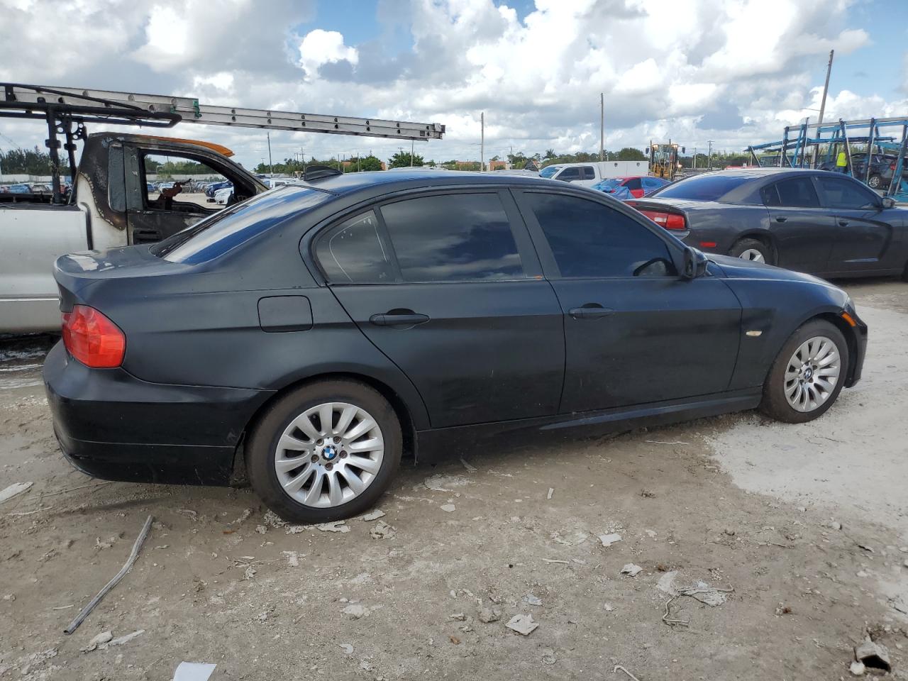 Lot #2928053394 2009 BMW 328 I