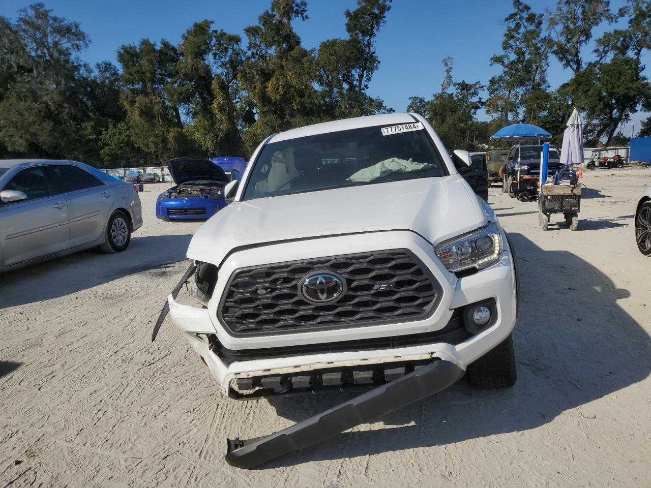 Lot #2989227696 2020 TOYOTA TACOMA DOU