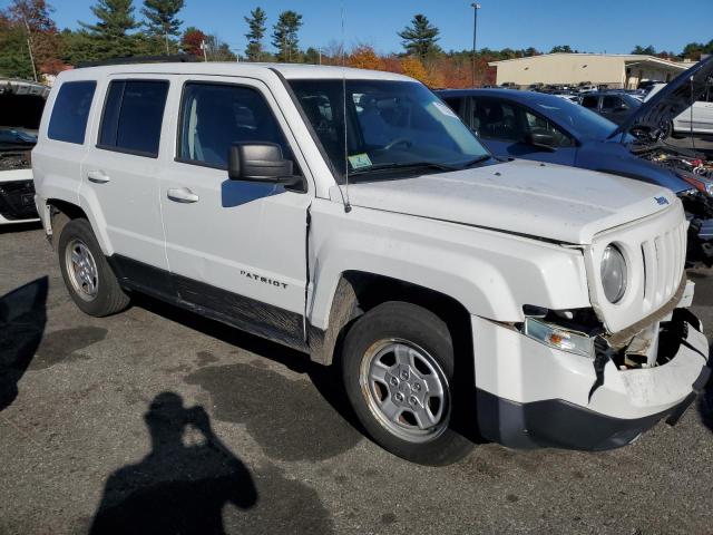 VIN 1C4NJRBB5ED879789 2014 Jeep Patriot, Sport no.4