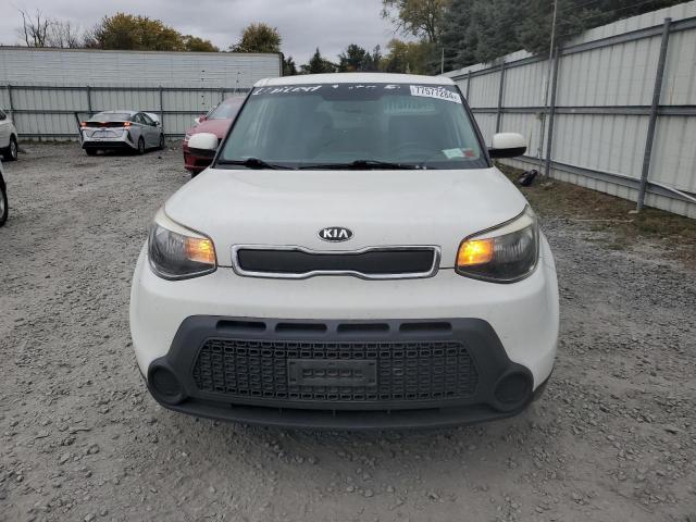 VIN KNDJN2A24G7841452 2016 KIA Soul no.5