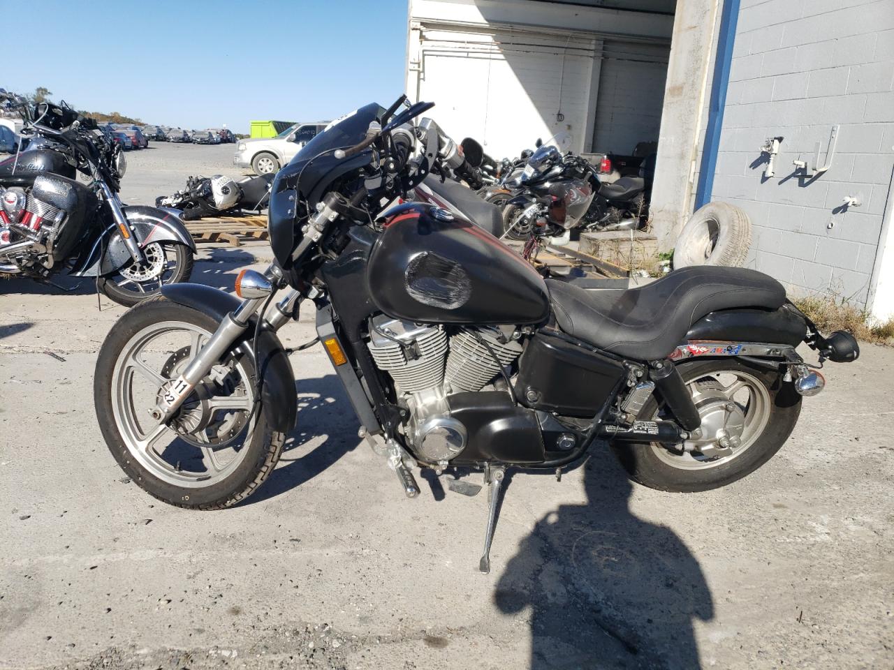 Lot #2954971169 2003 HONDA VT1100 C