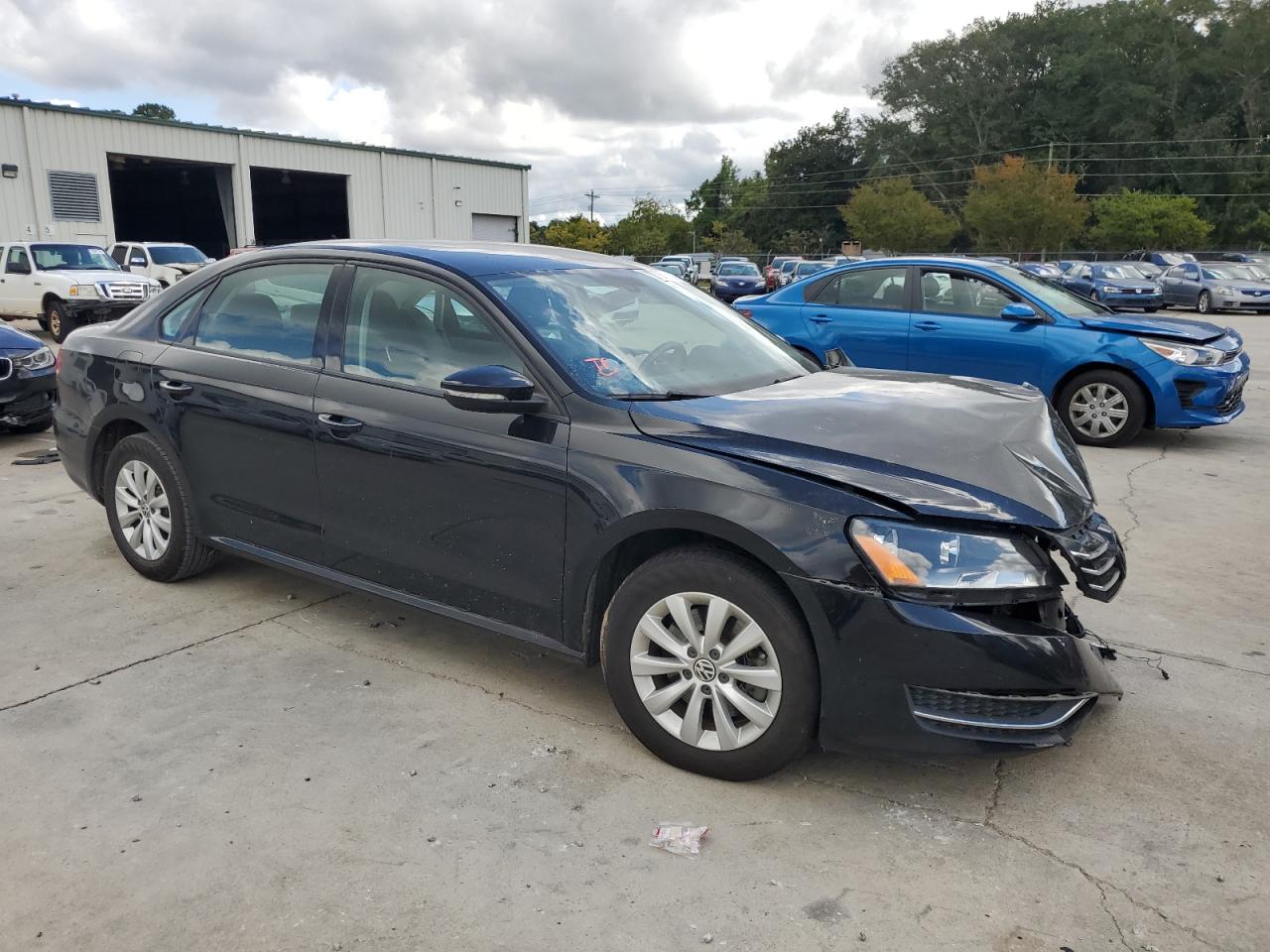 Lot #2974529416 2012 VOLKSWAGEN PASSAT S