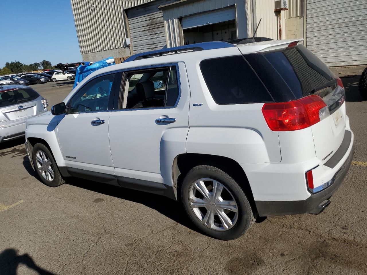 Lot #2953115624 2017 GMC TERRAIN SL