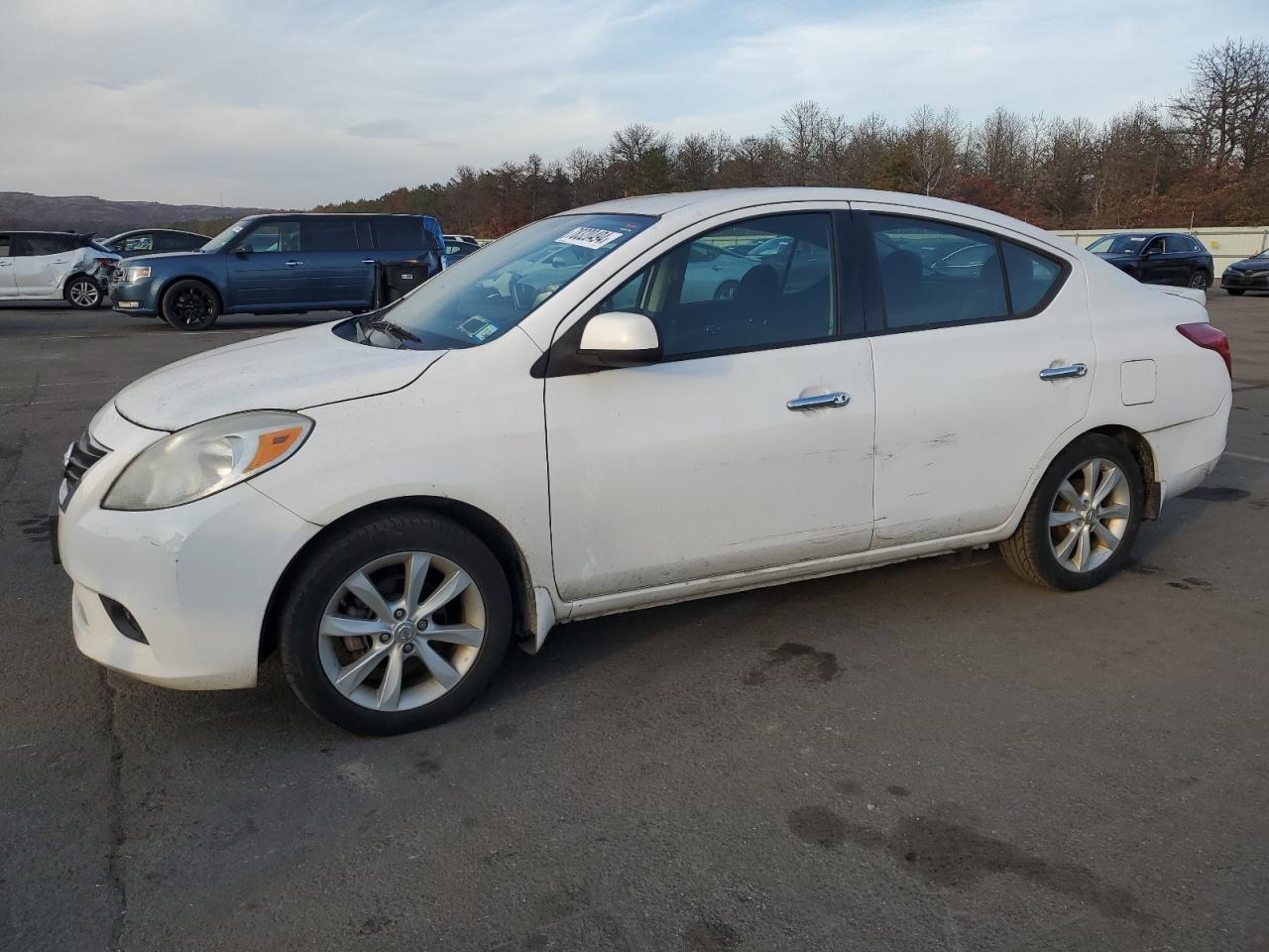 NISSAN VERSA S