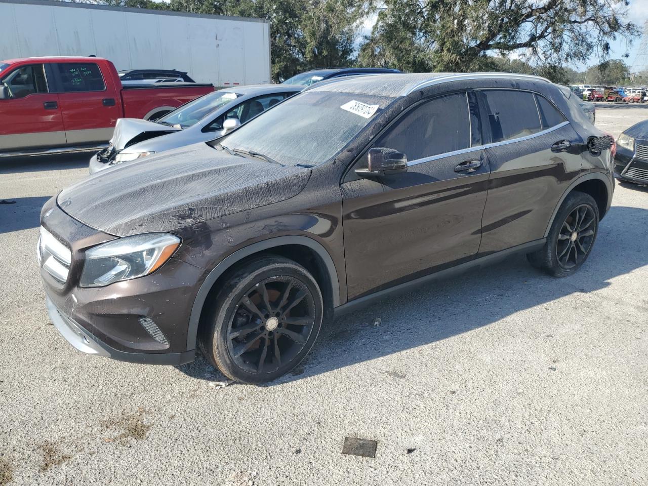  Salvage Mercedes-Benz GLA