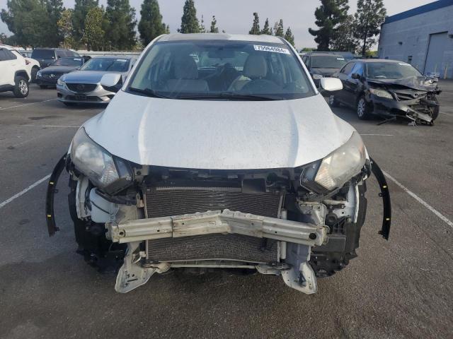 VIN 3CZRU5H39JM703225 2018 Honda HR-V, LX no.5