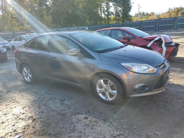 VIN 1FADP3F26EL152058 2014 Ford Focus, SE no.4