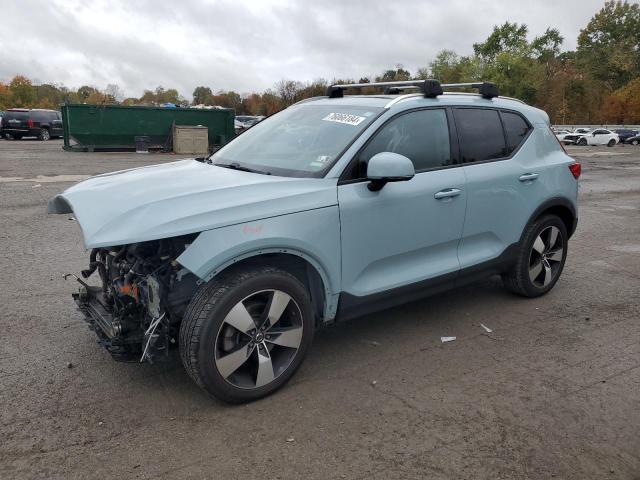 VOLVO XC40 T5 MO 2019 blue  gas YV4162UK1K2111302 photo #1