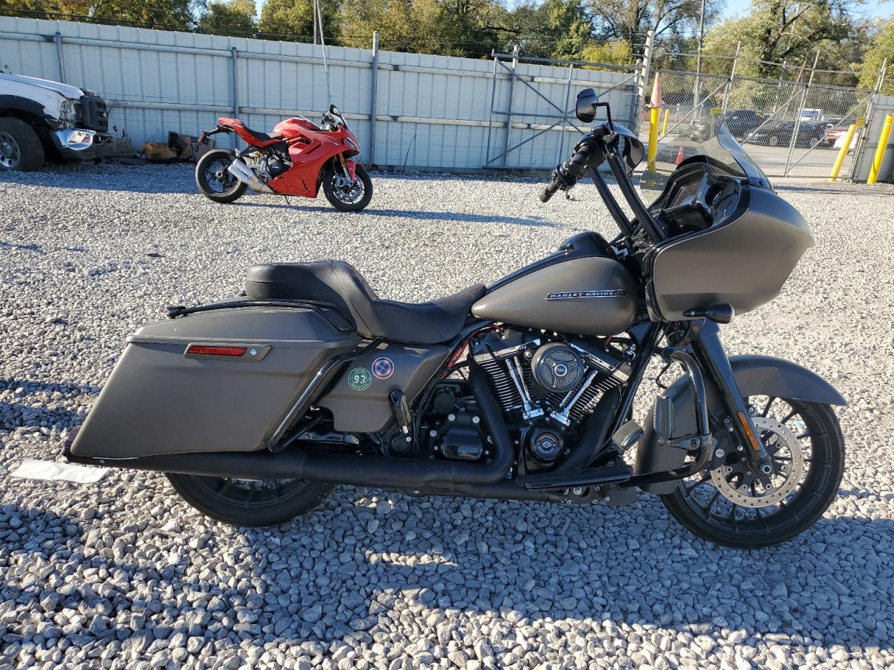 Harley Davidson FLTRXS / Road Glide Special 2019 