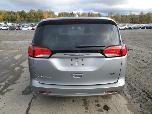 VIN 2C4RC1DG4HR522563 2017 Chrysler Pacifica, Touring no.6