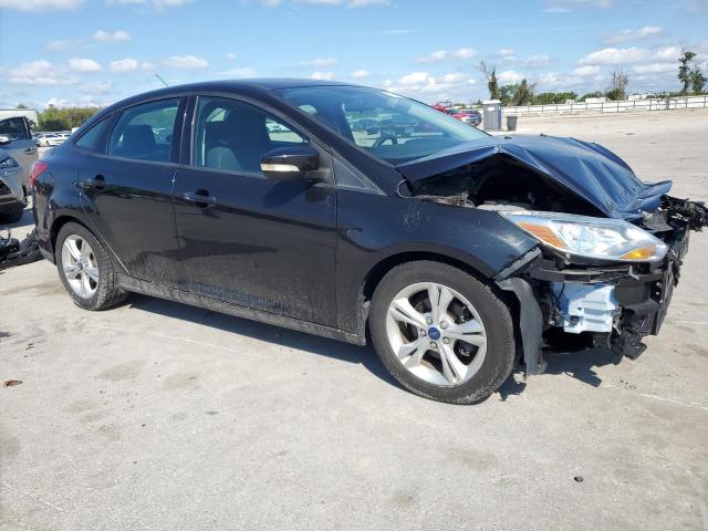 VIN 1FADP3F27EL366167 2014 Ford Focus, SE no.4