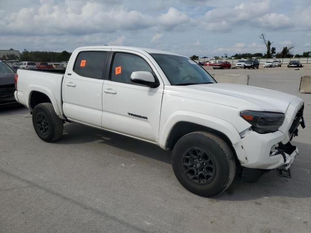 VIN 3TMAZ5CN4NM174415 2022 Toyota Tacoma, Double Cab no.4