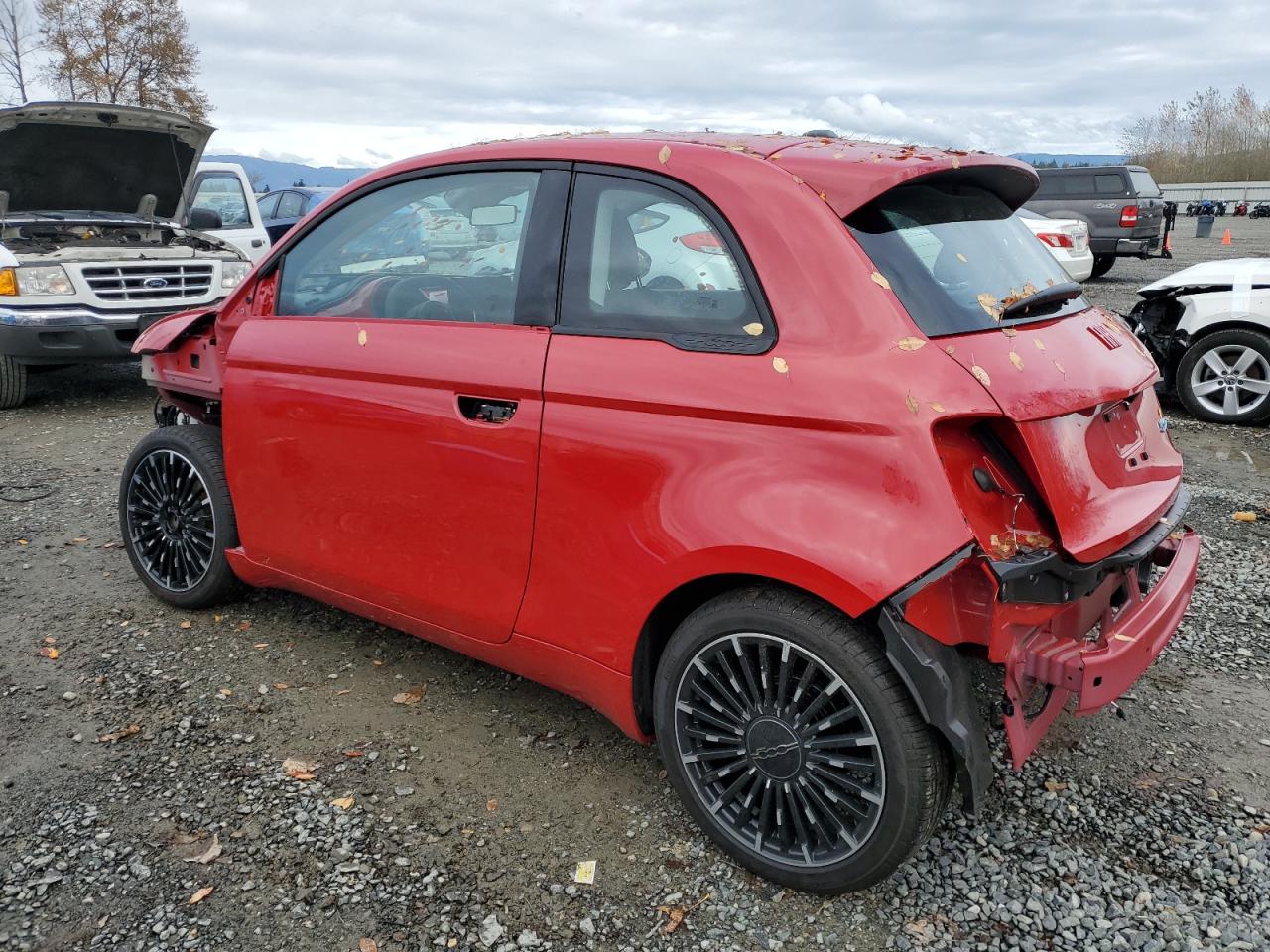 Lot #2989373682 2024 FIAT 500 E RED