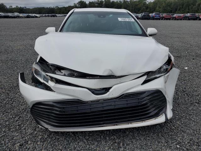 VIN 4T1B11HK1JU116895 2018 Toyota Camry, L no.5