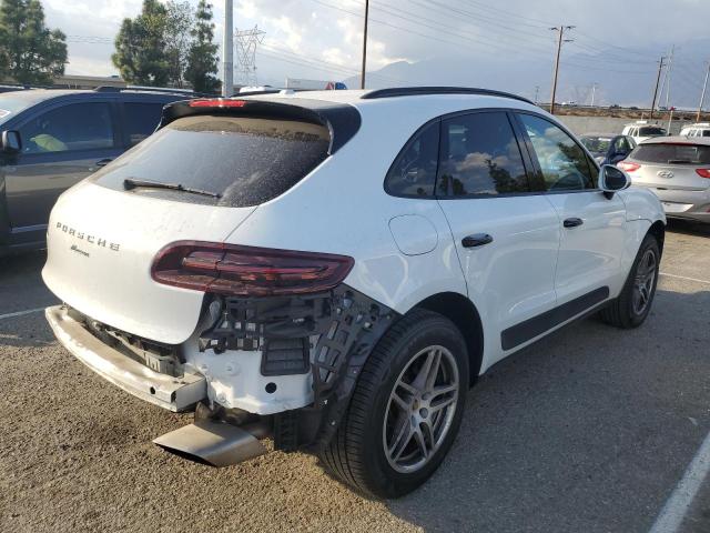 VIN WP1AA2A58JLB23812 2018 PORSCHE MACAN no.3