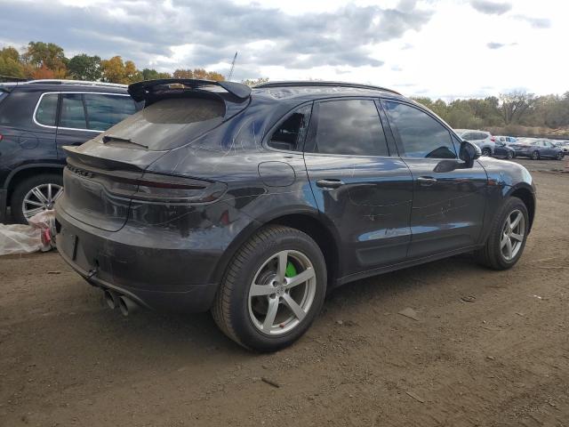 VIN WP1AA2A57LLB05661 2020 Porsche Macan no.3