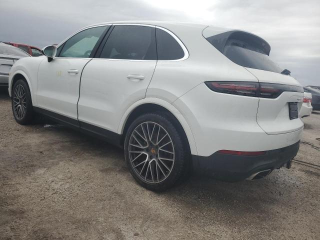 VIN WP1AA2AY3KDA18343 2019 PORSCHE CAYENNE no.2