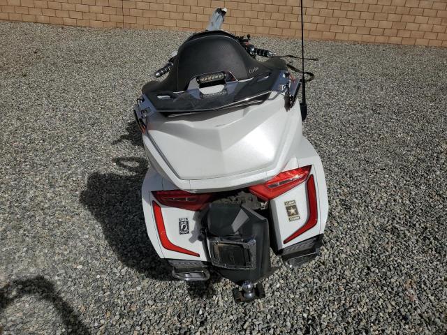 2018 HONDA GL1800 D JH2SC7959JK000194
