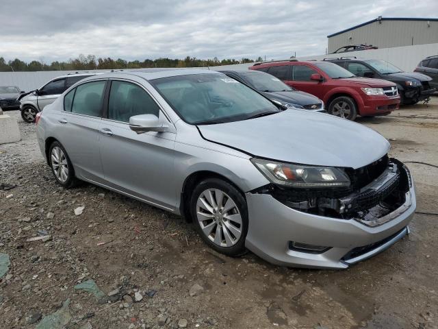 VIN 1HGCR2F84DA218763 2013 HONDA ACCORD no.4