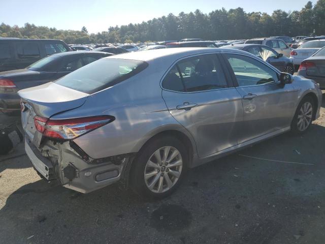 VIN 4T1B11HK5JU672529 2018 Toyota Camry, L no.3