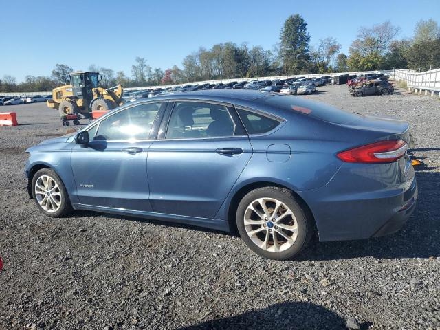 VIN 3FA6P0LUXKR111460 2019 Ford Fusion, SE no.2