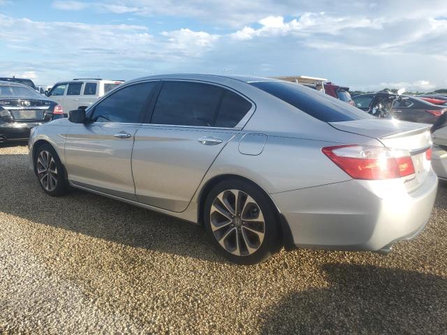 VIN 1HGCR2F51FA042618 2015 Honda Accord, Sport no.2