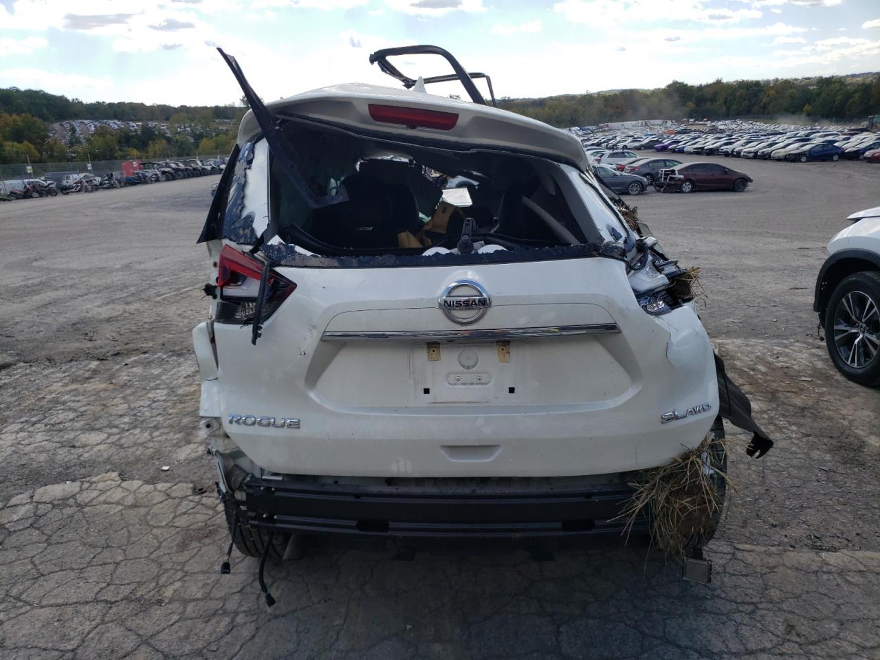 Lot #2991702090 2020 NISSAN ROGUE S