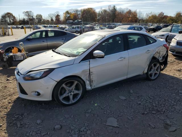 VIN 1FADP3J24DL120585 2013 Ford Focus, Titanium no.1