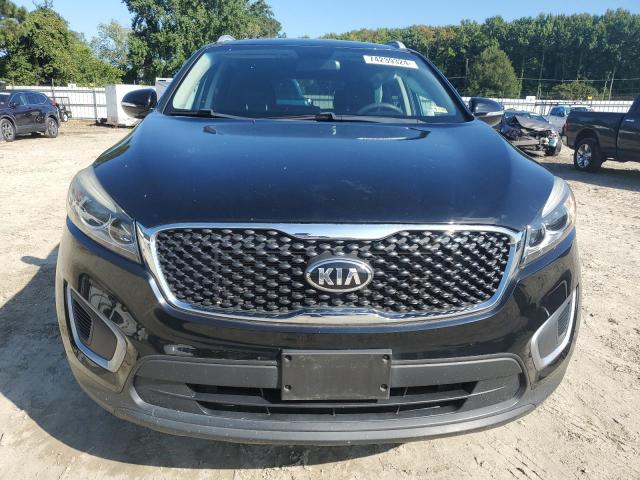 VIN 5XYPG4A31HG245695 2017 KIA Sorento, LX no.5