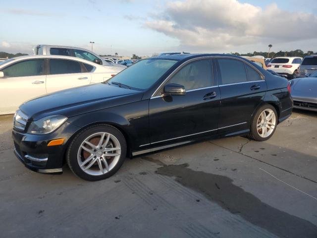 VIN WDDGF4HB0DR265356 2013 Mercedes-Benz C-Class, 250 no.1