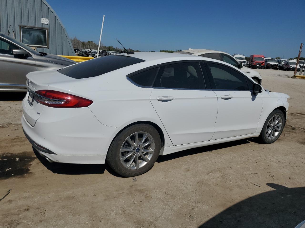 Lot #2955286506 2017 FORD FUSION SE