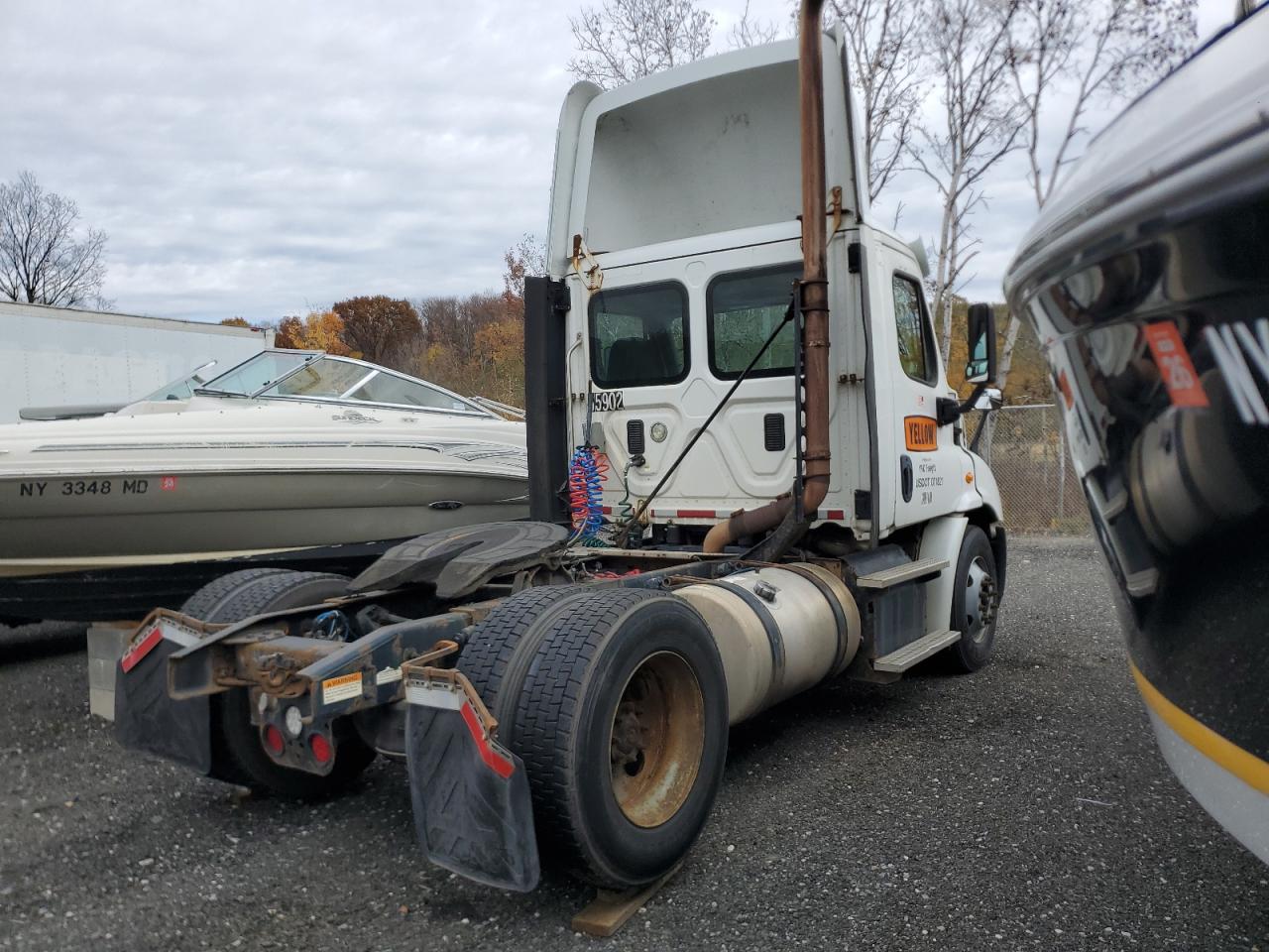 Lot #3006202499 2014 FREIGHTLINER CASCADIA 1