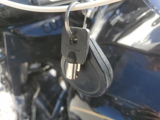 2018 HARLEY-DAVIDSON FLHTK SHRI 1HD1KND19JB654143