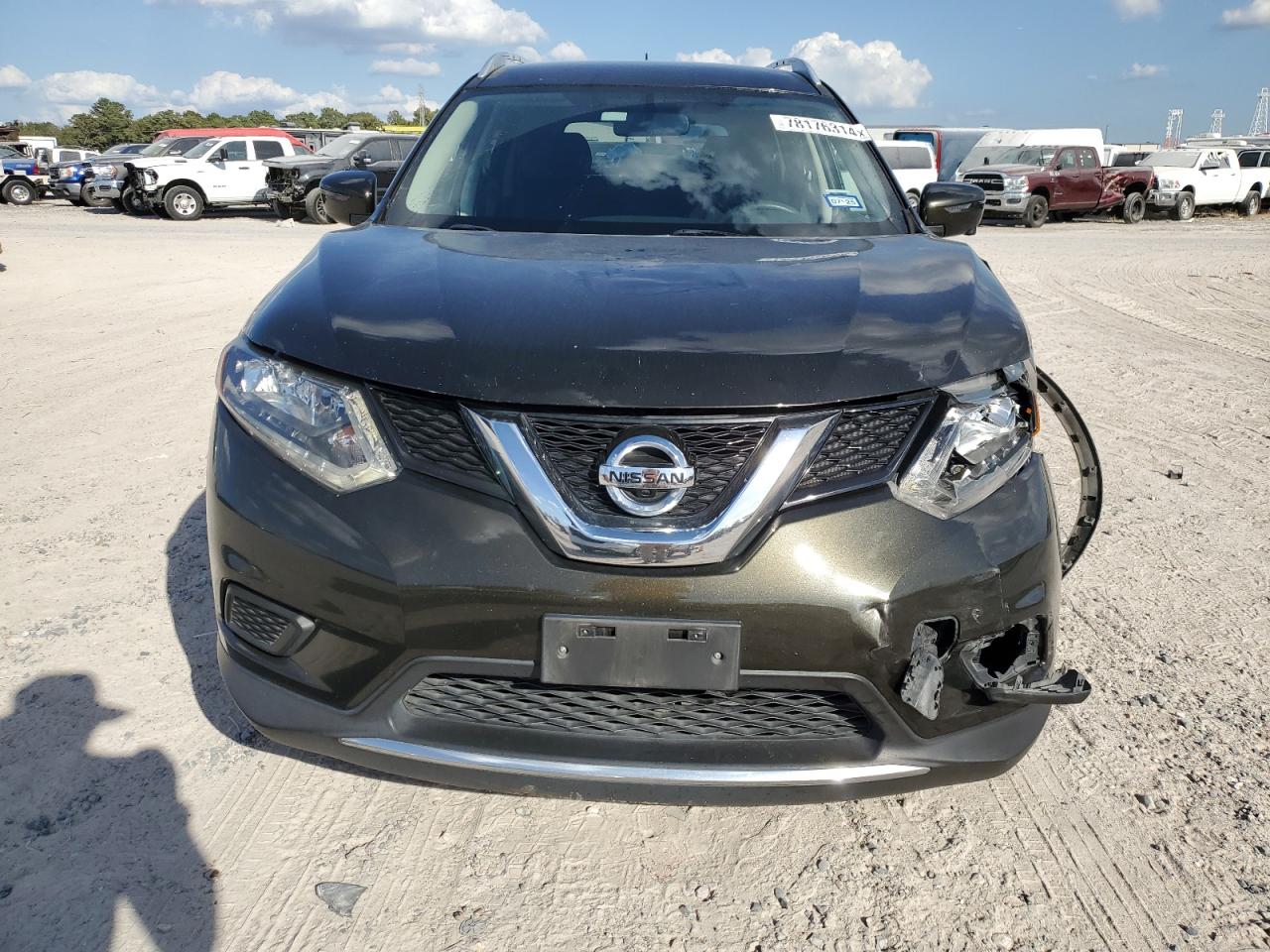 Lot #2957632134 2016 NISSAN ROGUE S