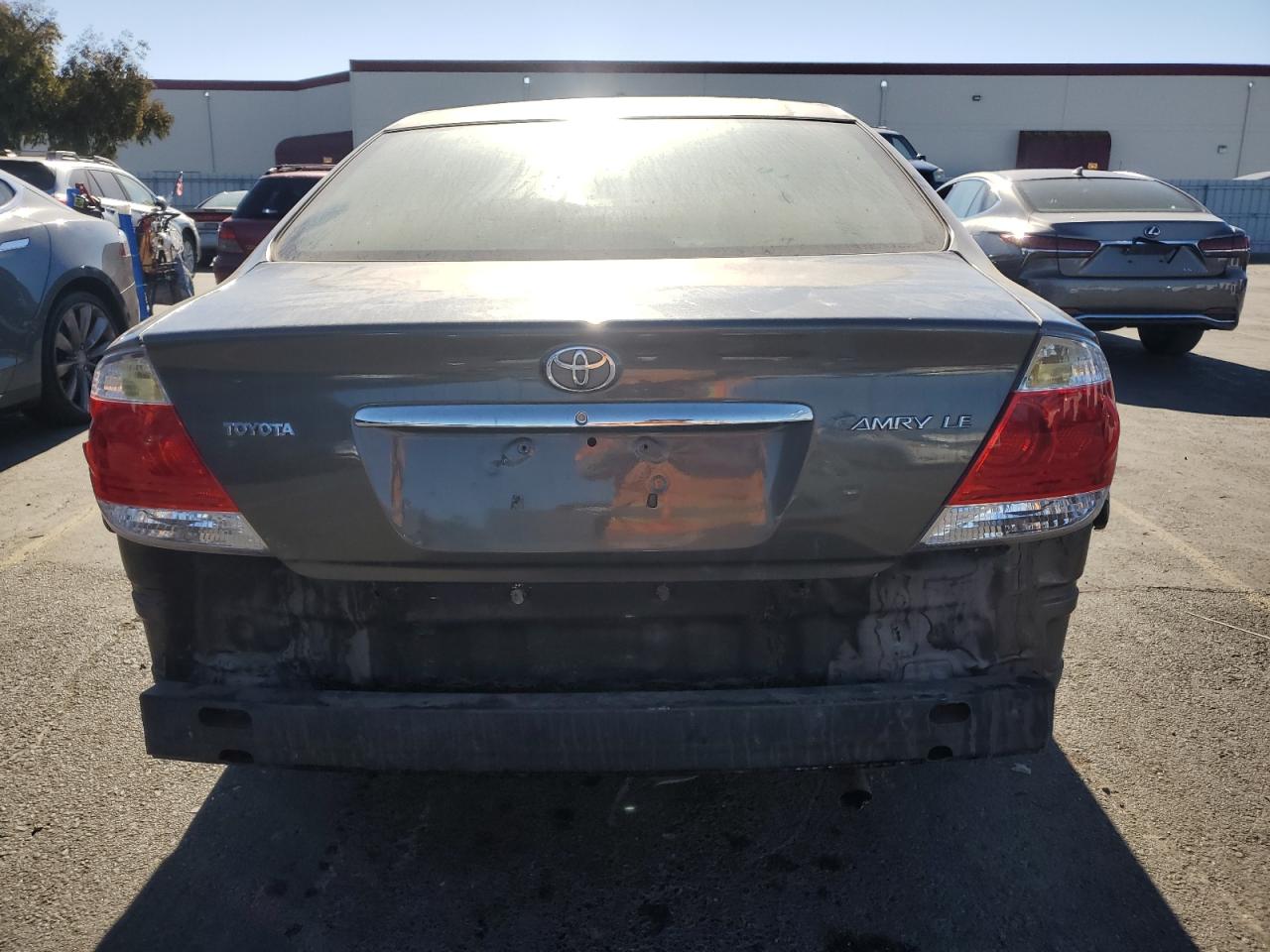 Lot #2962052157 2004 TOYOTA CAMRY LE