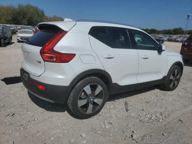 VOLVO XC40 T5 MO 2021 white  gas YV4162UKXM2457917 photo #4