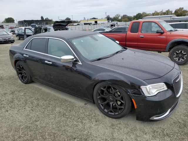 VIN 2C3CCAEG9JH159357 2018 Chrysler 300, Limited no.4