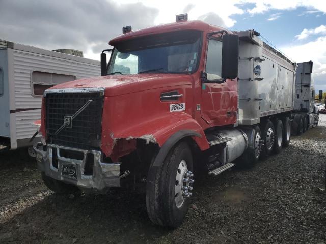 VOLVO VHD 2009 red conventi diesel 4V5KC9EH49N272327 photo #3