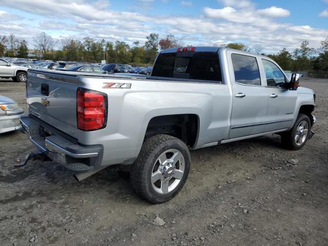 VIN 1GC1KWEG0JF162748 2018 Chevrolet Silverado, K25... no.3