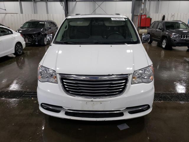 2016 CHRYSLER TOWN & COU - 2C4RC1CG8GR135661