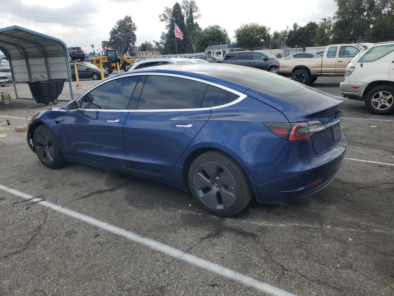 Lot #3033030019 2019 TESLA MODEL 3