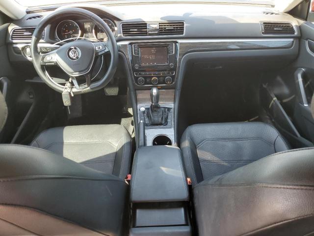 2018 VOLKSWAGEN PASSAT SE - 1VWBA7A32JC017953