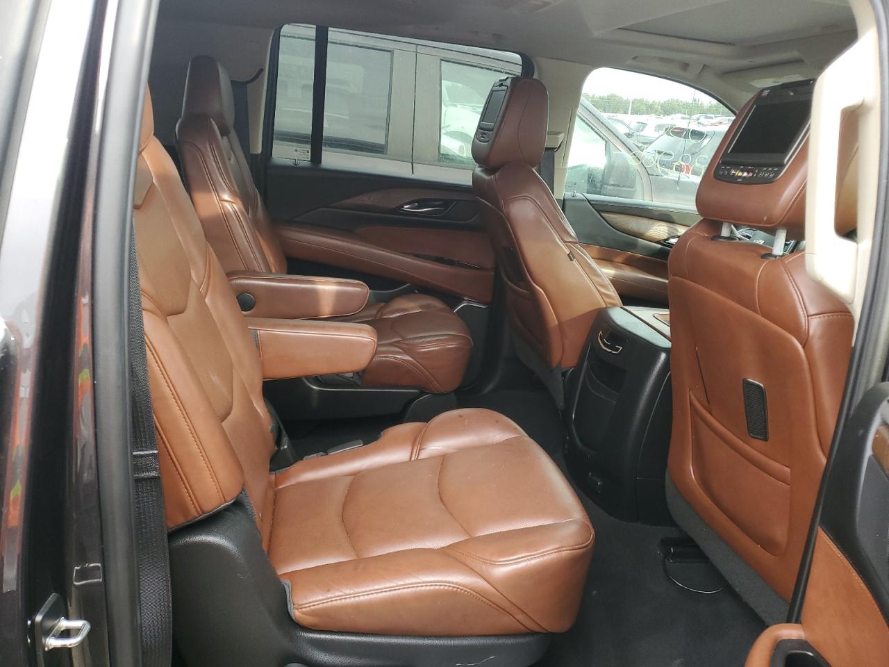 Lot #2991764431 2018 CADILLAC ESCALADE E