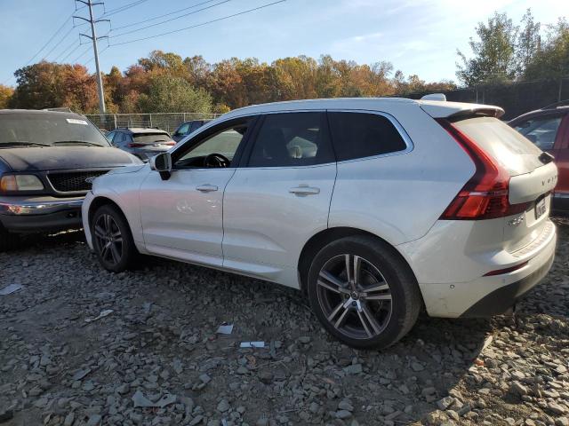 VOLVO XC60 T5 2019 white  gas LYV102RK5KB227727 photo #3